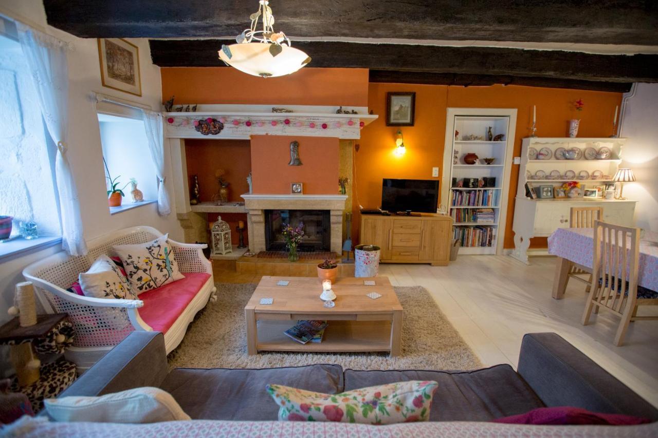 La Maison Des Fleurs Montemboeuf Экстерьер фото